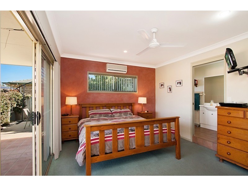 12 Bordeaux Place, Tweed Heads South NSW 2486