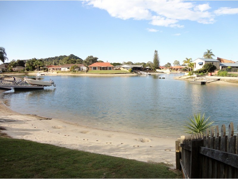 . Crystal Waters Estate, Tweed Heads NSW 2485