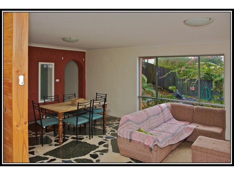 18 Broadwater Esplanade, Bilambil Heights NSW 2486