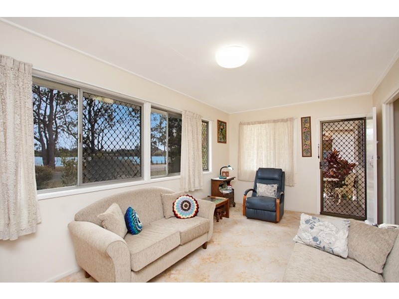 32 Philp  Parade, Tweed Heads South NSW 2486