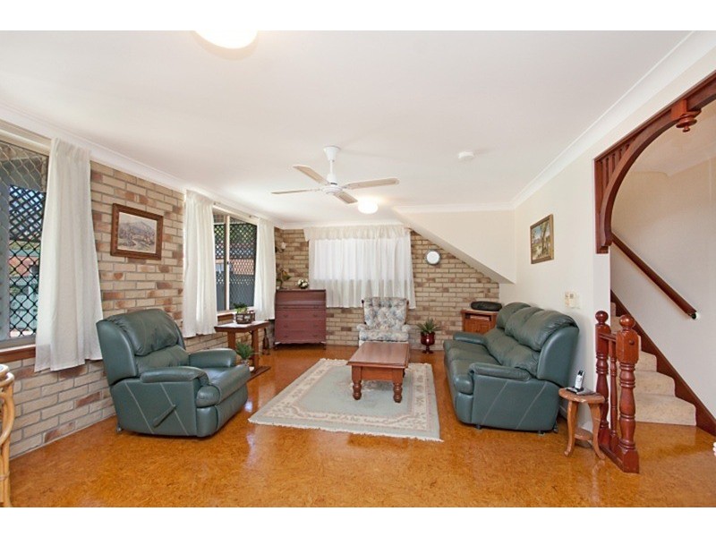 32 Philp  Parade, Tweed Heads South NSW 2486