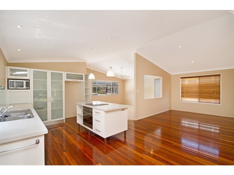 125 Mclean Street, Coolangatta QLD 4225