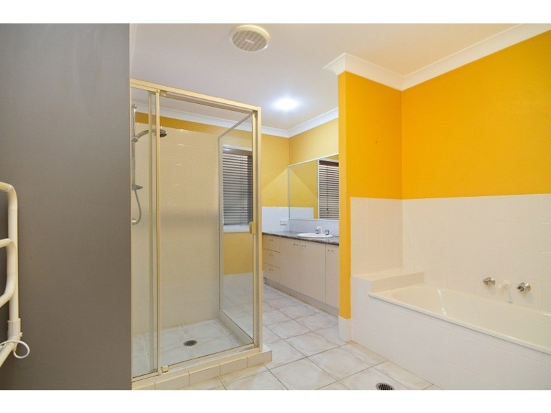125 Mclean Street, Coolangatta QLD 4225
