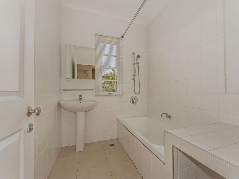 129 Kennedy  Drive, Tweed Heads West NSW 2485