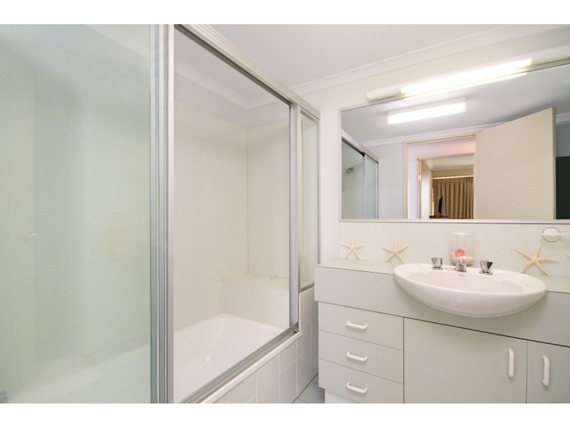 48/62 Marine  Parade, Coolangatta QLD 4225