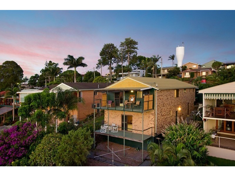 88 Hillcrest  Avenue, Tweed Heads South NSW 2486