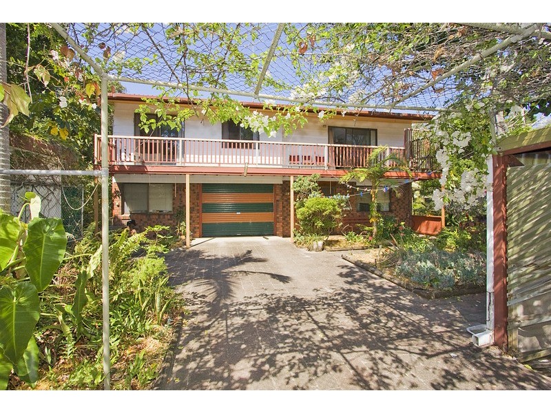 24 Lagoon  Road, Fingal Head NSW 2487
