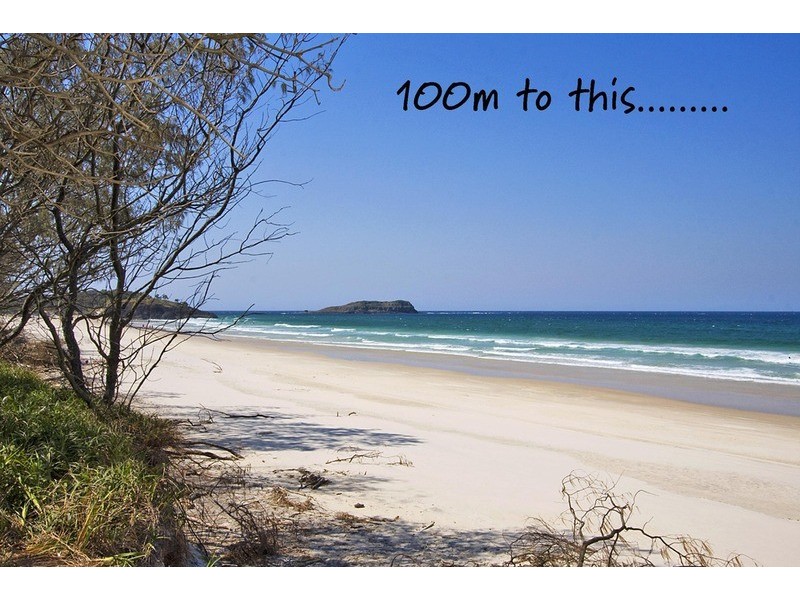24 Lagoon  Road, Fingal Head NSW 2487