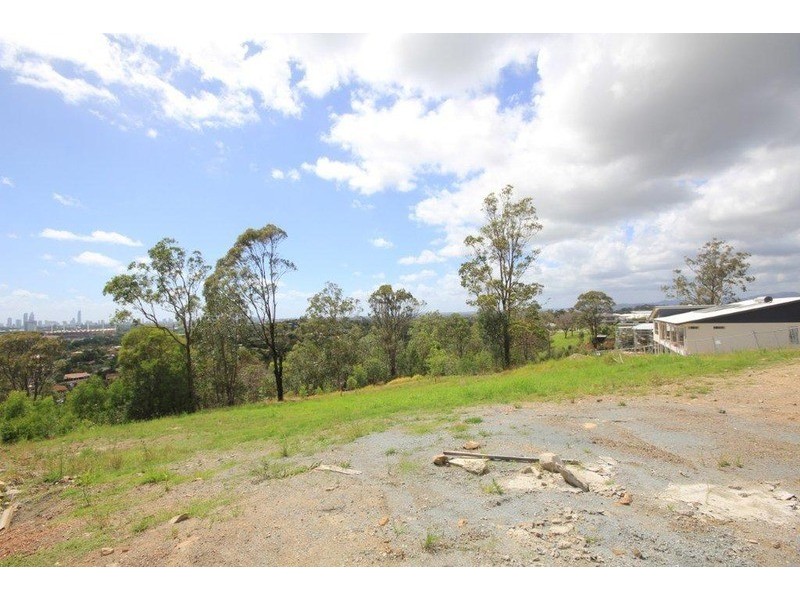 39 John Francis Drive, Carrara QLD 4211