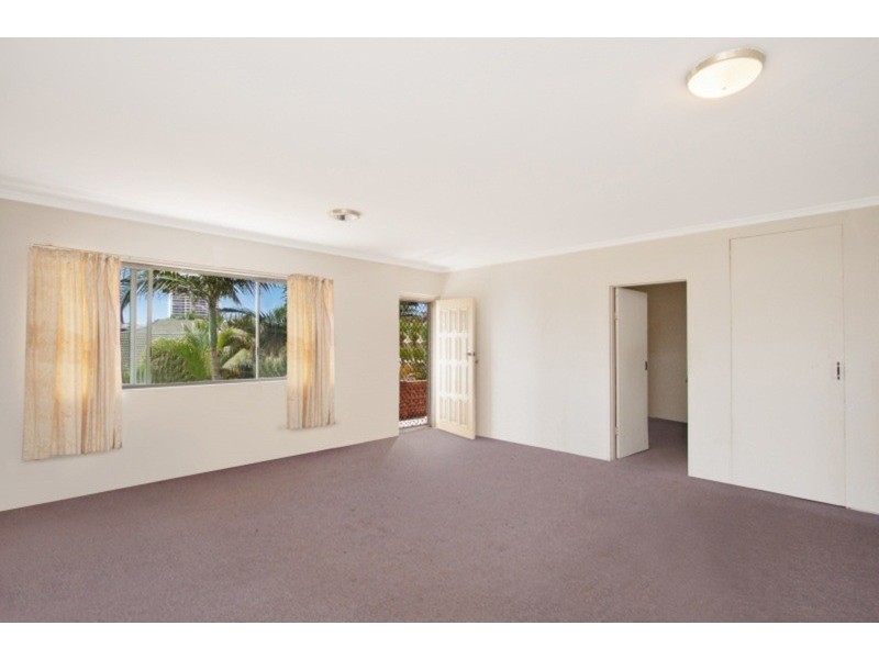 1 & 2/12 McGregor  Crescent, Tweed Heads NSW 2485