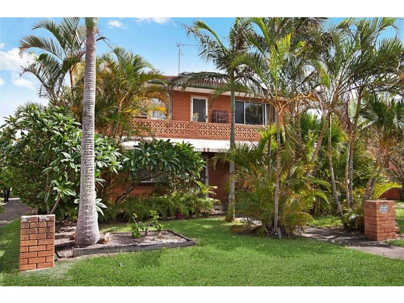 1 & 2/12 McGregor  Crescent, Tweed Heads NSW 2485