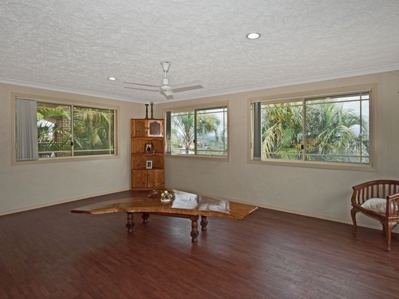 84 Cominan Avenue, Banora Point NSW 2486