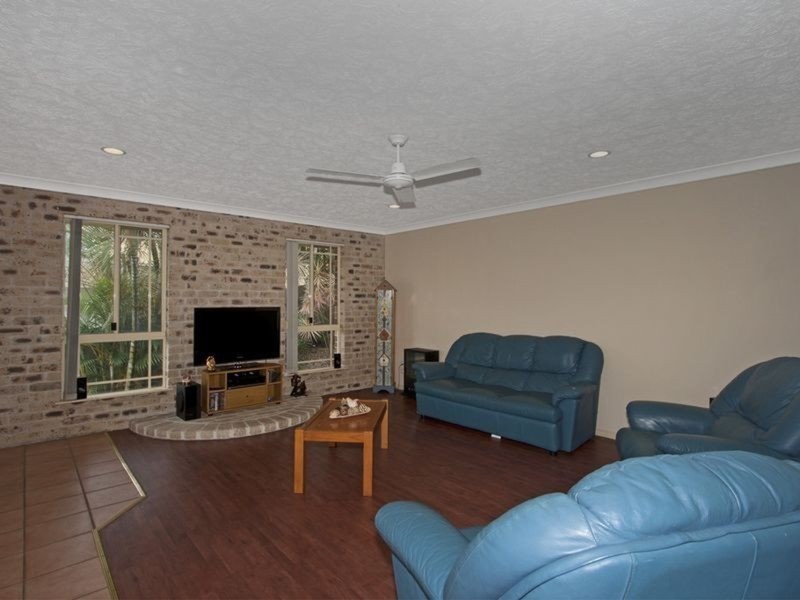 84 Cominan Avenue, Banora Point NSW 2486