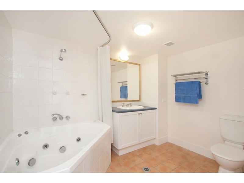 411/99 Griffith  Street, Coolangatta QLD 4225