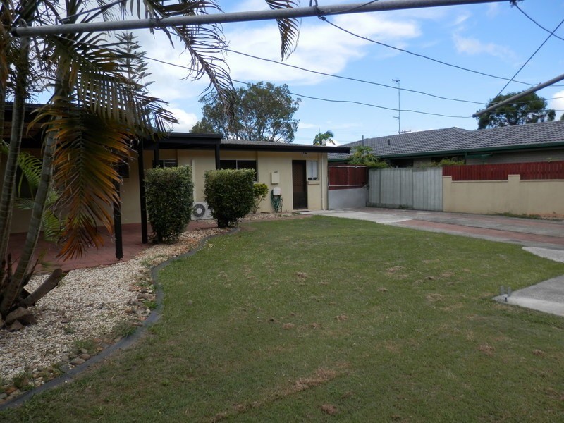 33 Blue Waters Crescent, Tweed Heads West NSW 2485