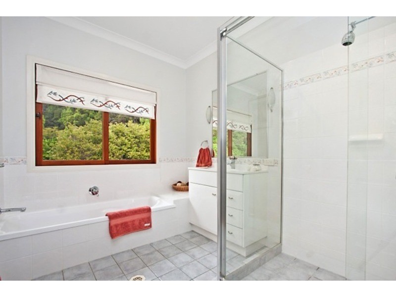 33 Eva Crescent, Piggabeen NSW 2486