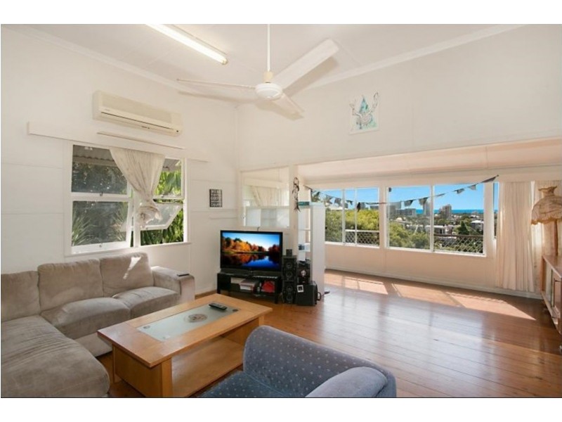 55 Garrick Street, Coolangatta QLD 4225