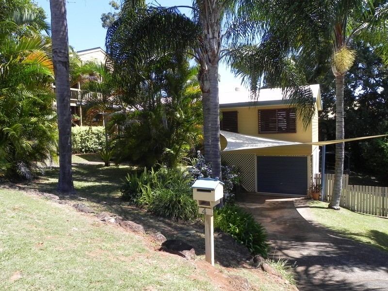 4 Peninsula Drive, Bilambil Heights NSW 2486