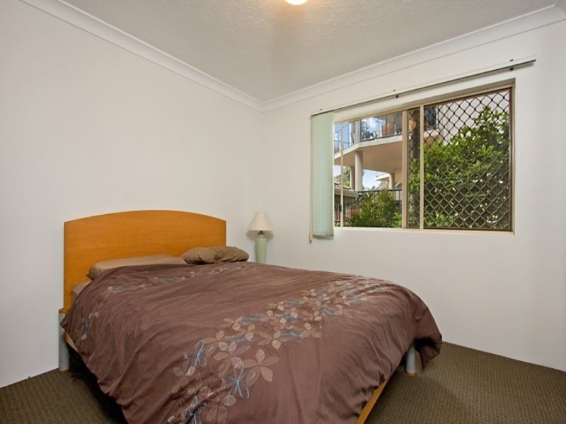 19/15-17 South  Street, Kirra QLD 4225