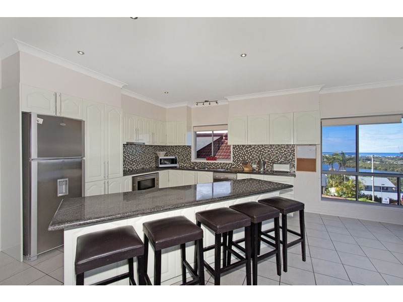 3 Blue Haze Crescent, Banora Point NSW 2486