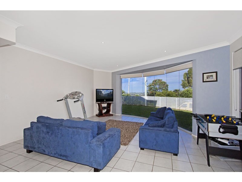 3 Blue Haze Crescent, Banora Point NSW 2486