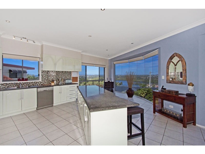3 Blue Haze Crescent, Banora Point NSW 2486