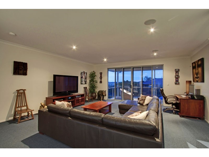 3 Blue Haze Crescent, Banora Point NSW 2486