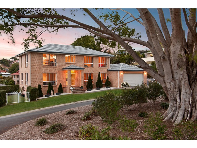 11 White Fig Court, Banora Point NSW 2486