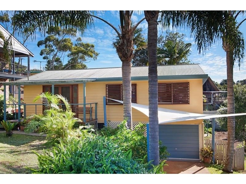4 Peninsula Drive, Bilambil Heights NSW 2486