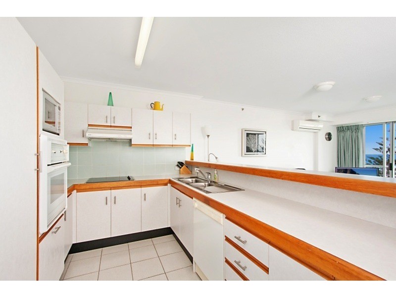 17/62 Marine Parade, Coolangatta QLD 4225