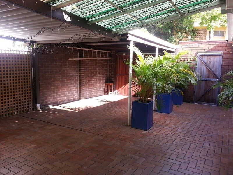 7 Kent Street, Coolangatta QLD 4225