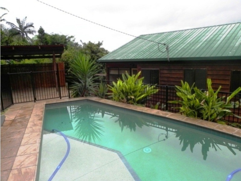 47 Broadwater Esplanade, Bilambil Heights NSW 2486