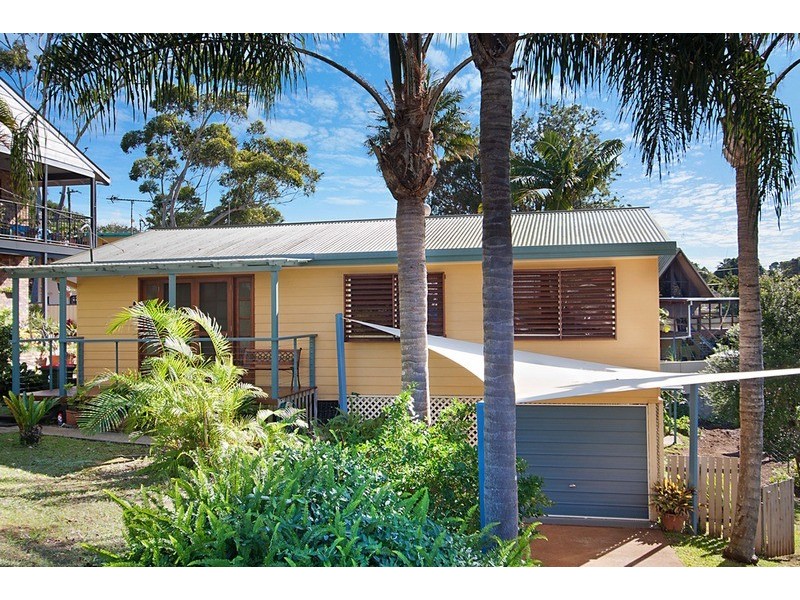 4 Peninsula Drive, Bilambil Heights NSW 2486
