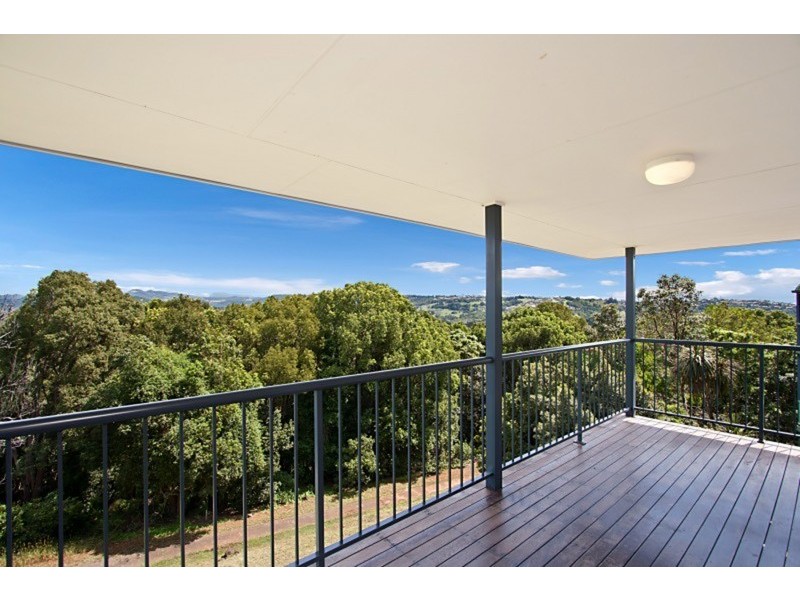 4 Barton  Road, Terranora NSW 2486