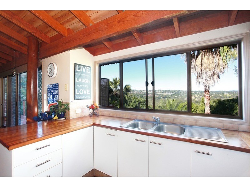 39 Broadwater Esplanade, Bilambil Heights NSW 2486