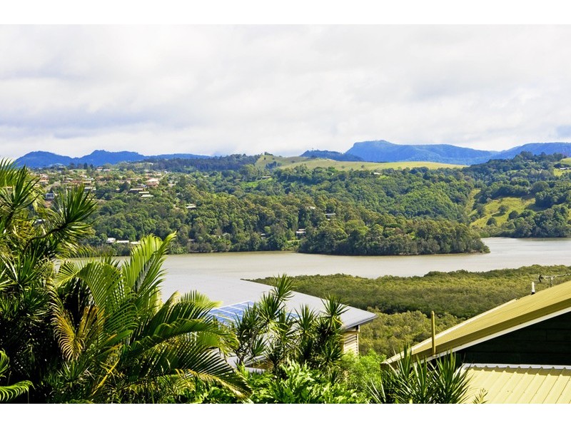 73 Hillcrest Avenue, Tweed Heads South NSW 2486
