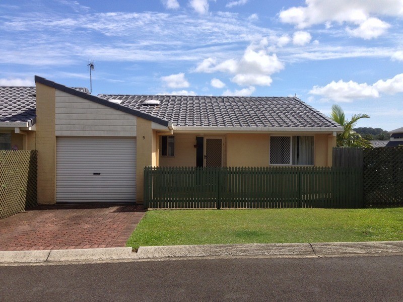 5/4 Itong  Place, Currumbin Waters QLD 4223
