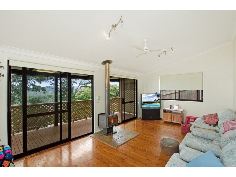 36 Broadwater Esplanade, Bilambil Heights NSW 2486