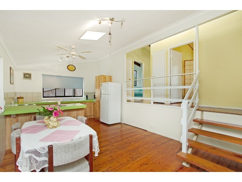 36 Broadwater Esplanade, Bilambil Heights NSW 2486