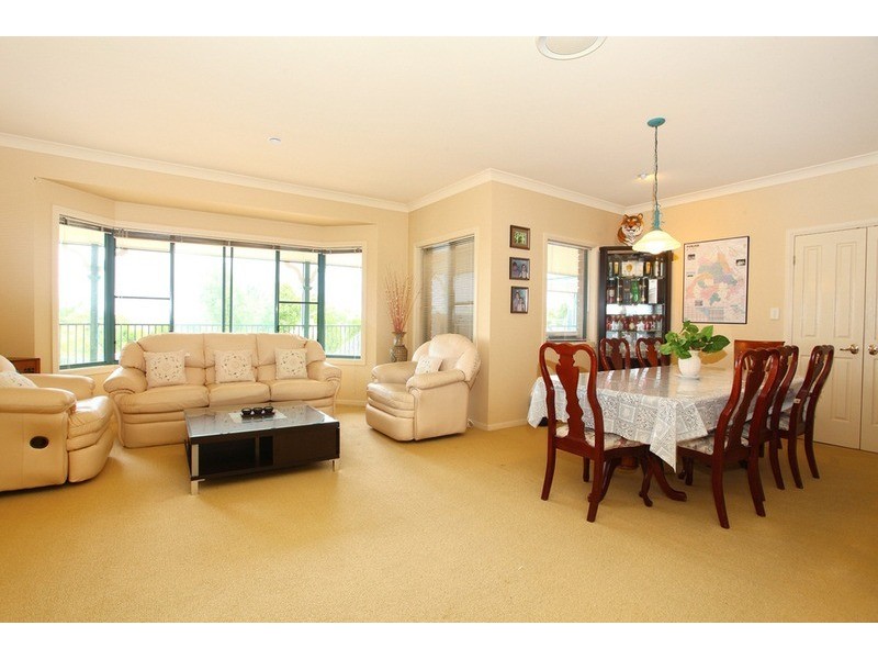 2 Trutes Terrace, Terranora NSW 2486