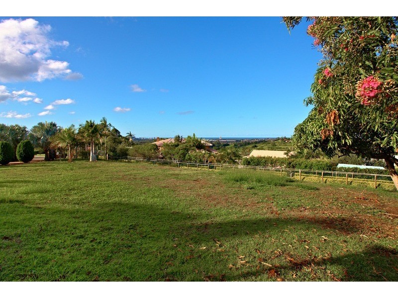 2 Trutes Terrace, Terranora NSW 2486