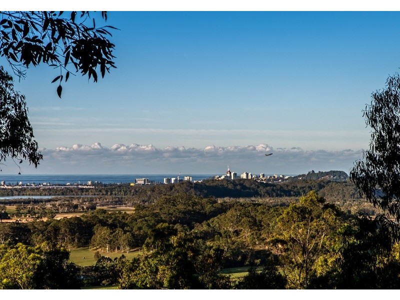 18 Robinsons Road, Piggabeen NSW 2486