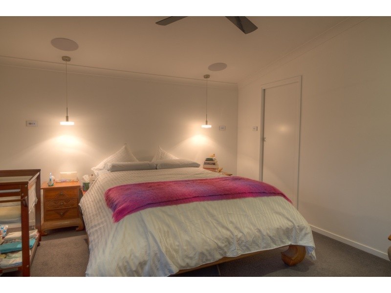 18 Robinsons Road, Piggabeen NSW 2486