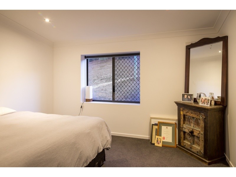 18 Robinsons Road, Piggabeen NSW 2486