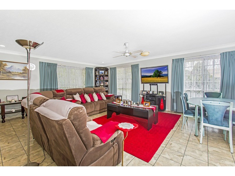1 /79  Glen Ayr Drive, Banora Point NSW 2486