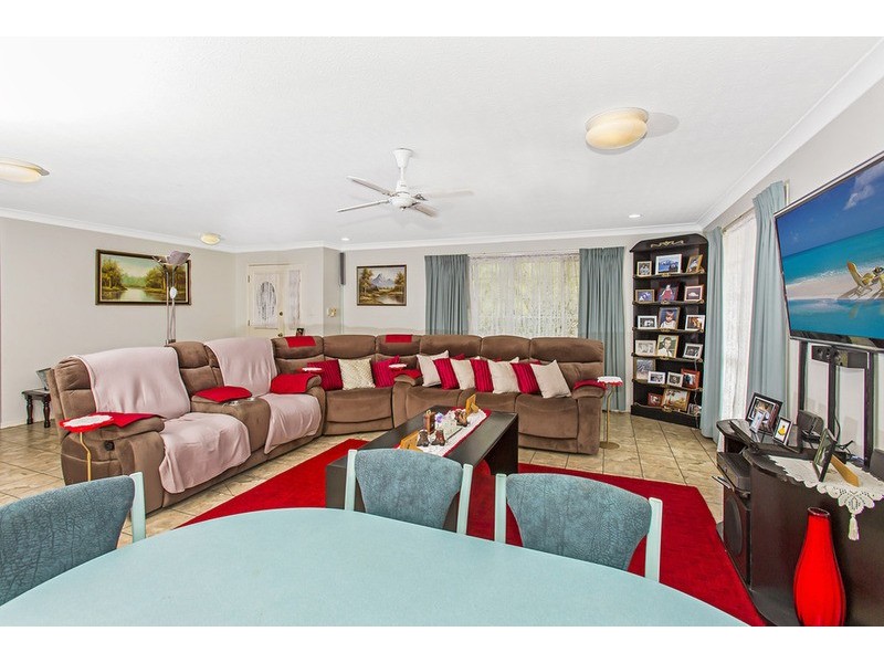 1 /79  Glen Ayr Drive, Banora Point NSW 2486
