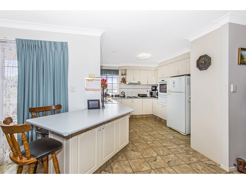 1 /79  Glen Ayr Drive, Banora Point NSW 2486