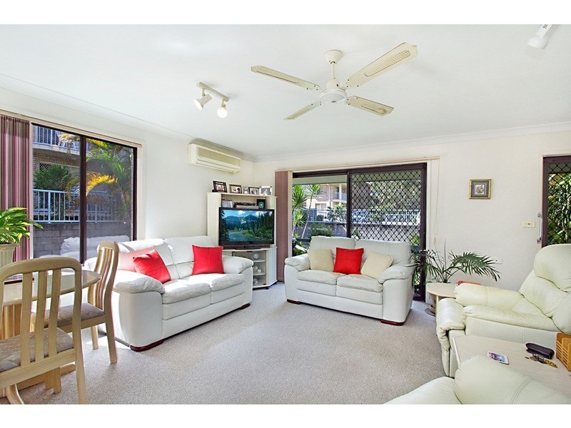 2/4 Gray Street, Tweed Heads West NSW 2485