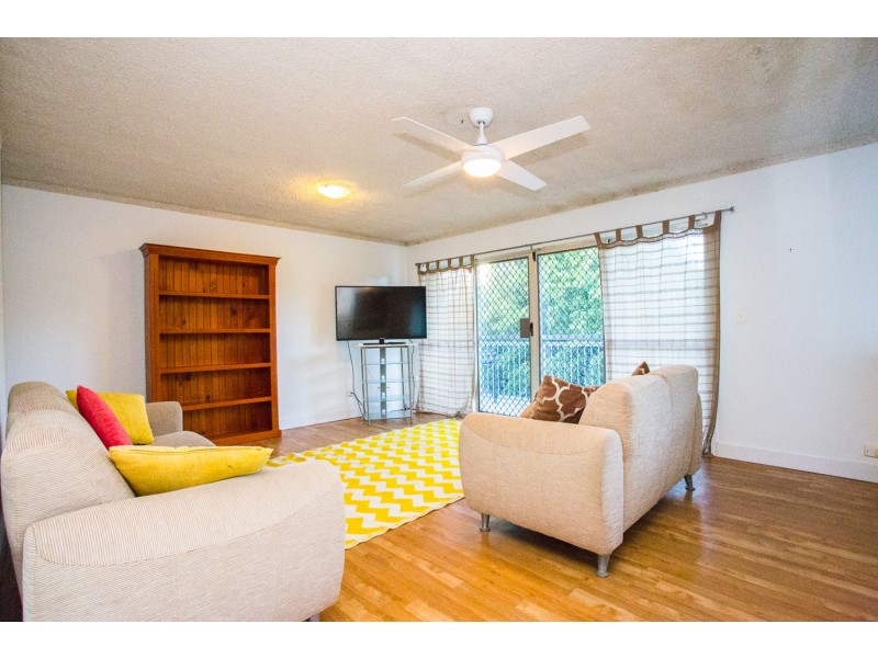 2/130 Musgrave Street, Coolangatta QLD 4225