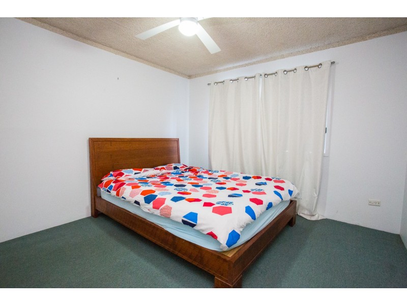 2/130 Musgrave Street, Coolangatta QLD 4225